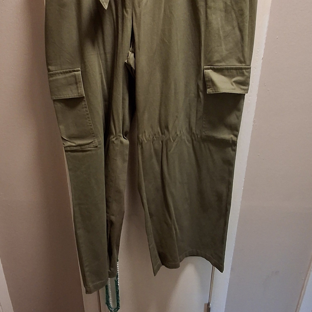 Ava & Viv Green Wide Leg Jumpsuit